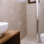 Fully Renovated One Bedroom With A Terrace - C Apartament Sevid